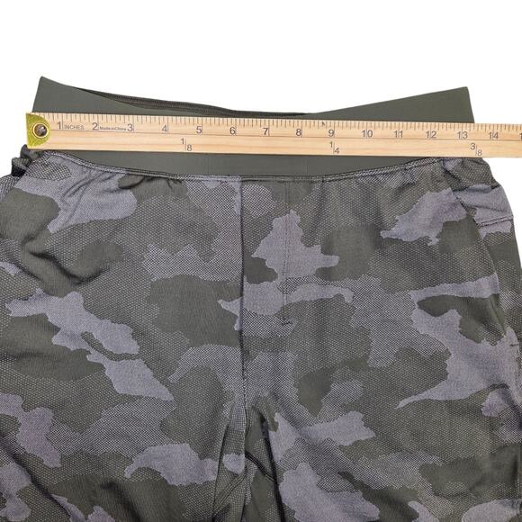Lululemon Shorts Mens Small Green Camo T.H.E. Short 9" Inseam Linerless Athletic - Picture 9 of 11